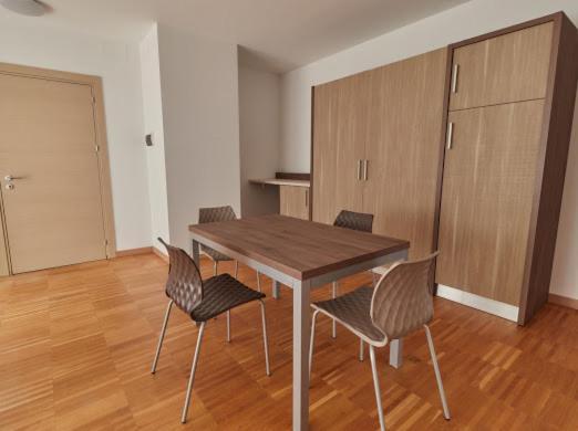Piazza Lira Schio Residence Bagian luar foto